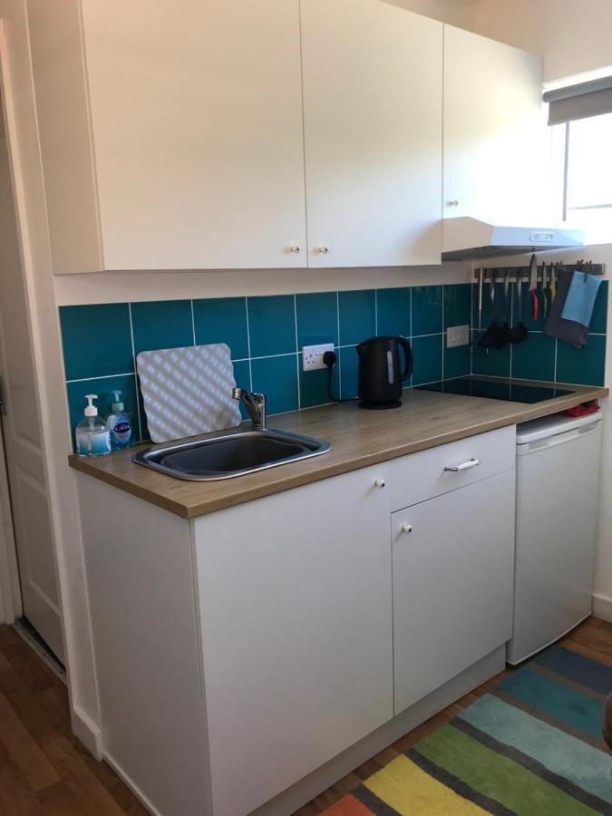 Apartament Flat Rocks, With Parking, 100M From Beach Perranporth Zewnętrze zdjęcie